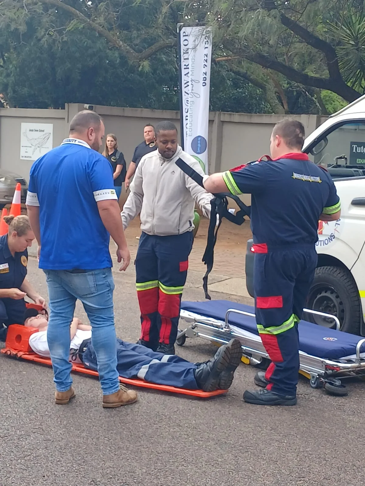 Nooddiensdemonstrasie